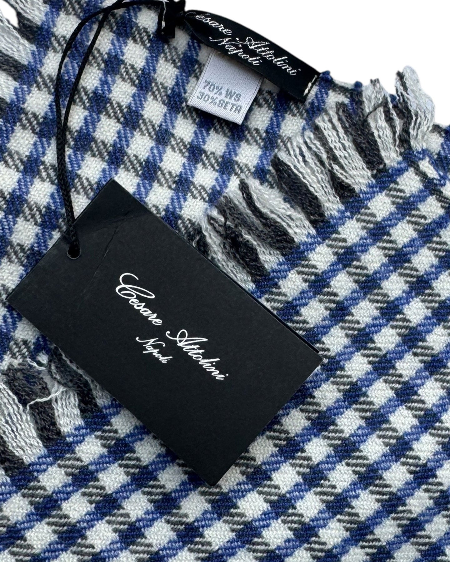 Scarf white dark blue black check 