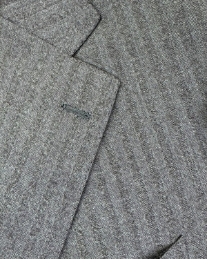 Cesare Attolini Wool Suit  Lapel
