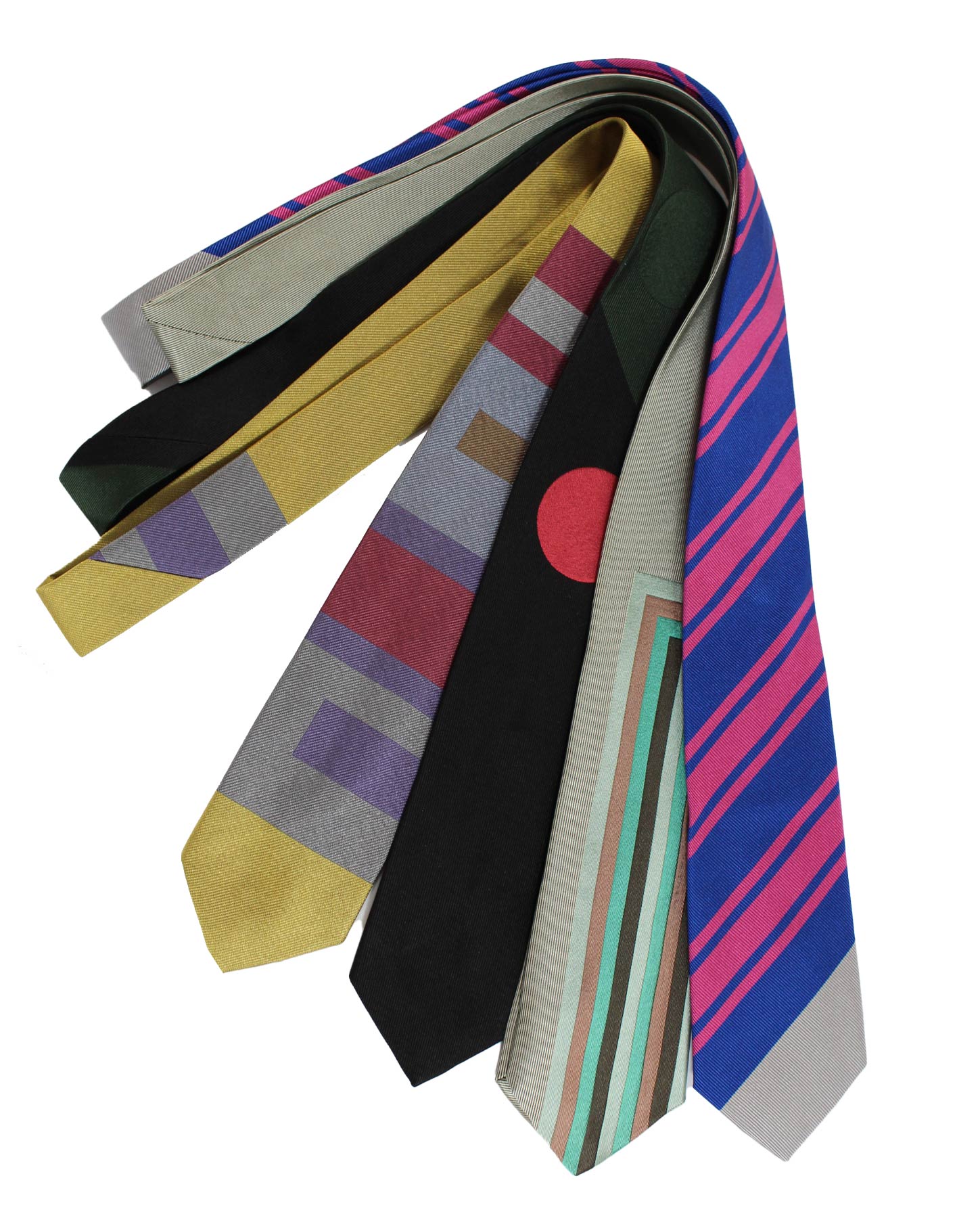 Discount set of 4 cool ties at a great price