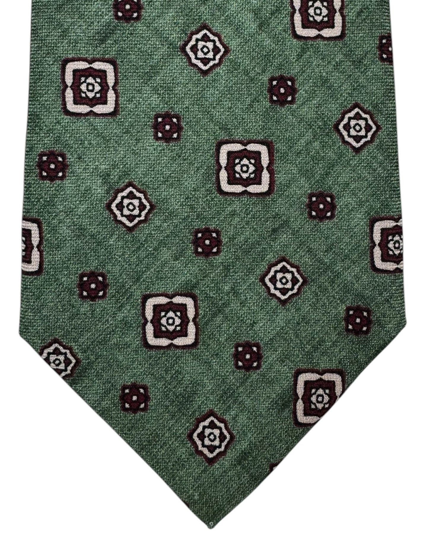 Kiton Sevenfold Tie Green Medallion