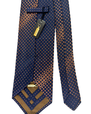 Tie